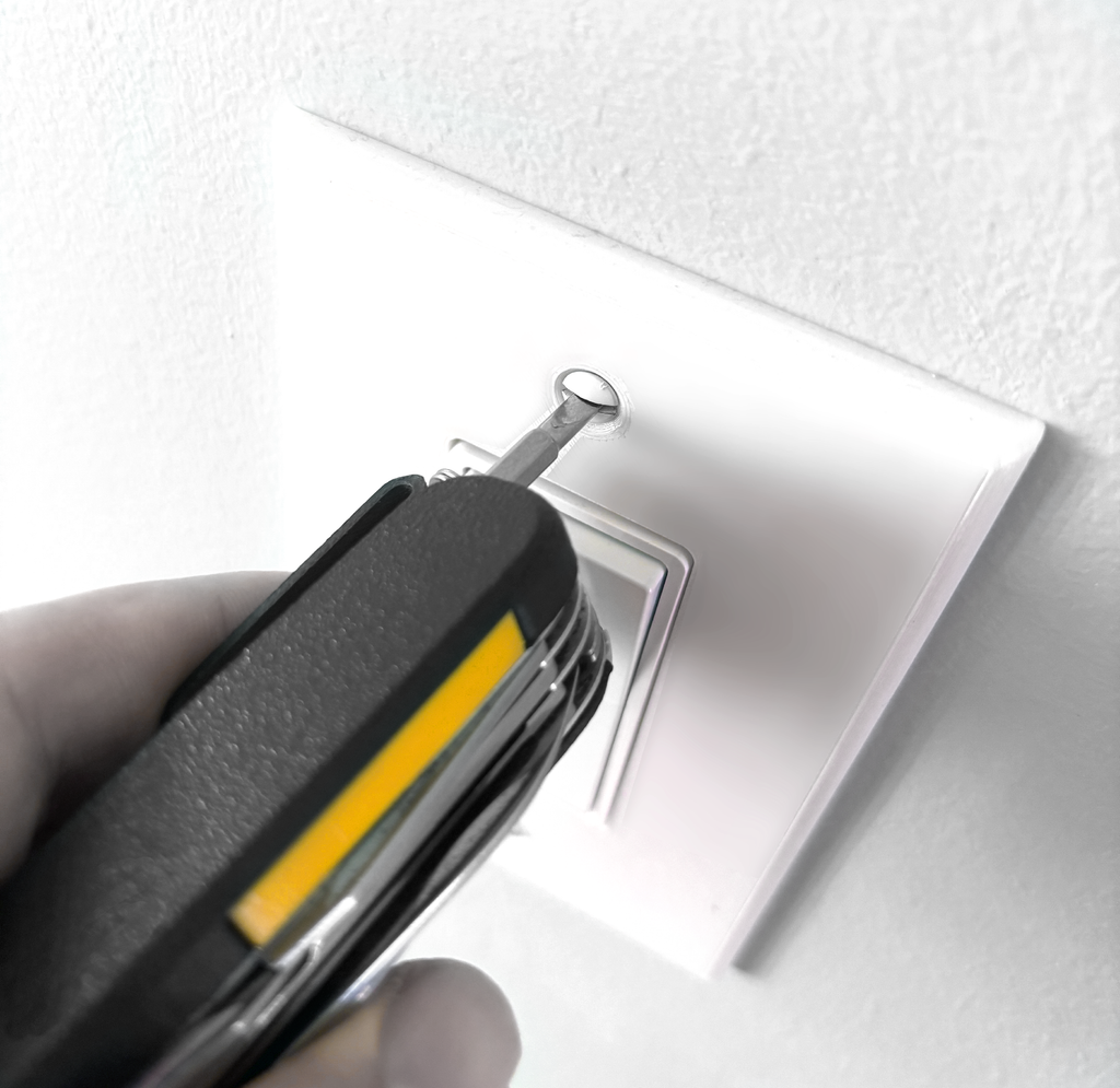 The Bit Drawrf, Victorinox 91mm Screwdriver Super Scale for Swiss Army Knives
